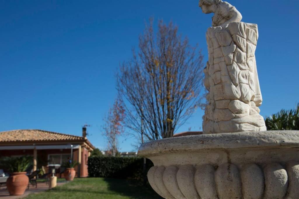 הוילה קאלדס דה מונטבוי Casa Bella Con Piscina מראה חיצוני תמונה