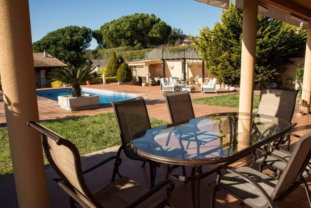 הוילה קאלדס דה מונטבוי Casa Bella Con Piscina מראה חיצוני תמונה