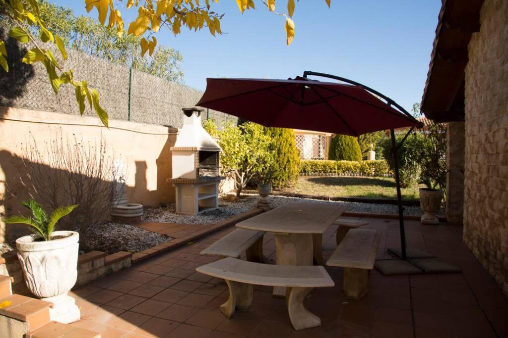 הוילה קאלדס דה מונטבוי Casa Bella Con Piscina מראה חיצוני תמונה